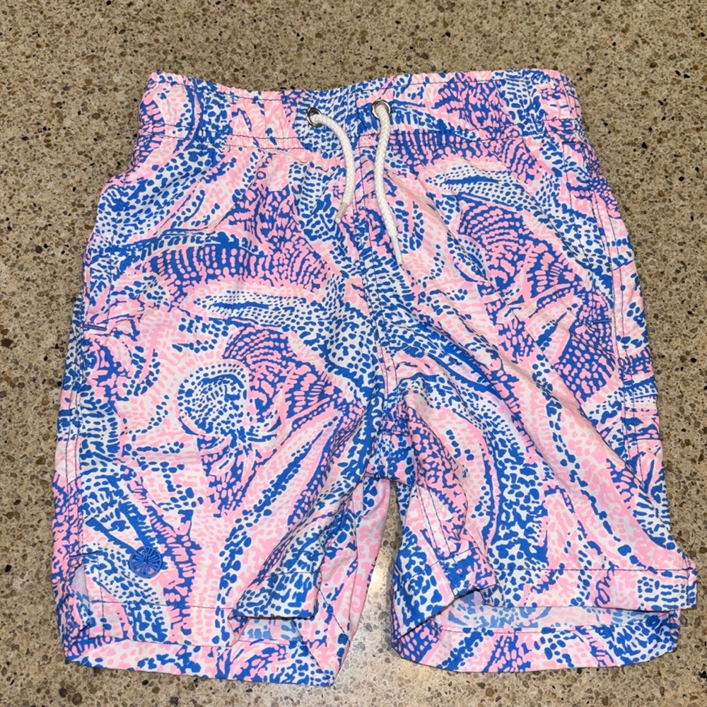 Boys Lilly Pulitzer swim trunks size xs
